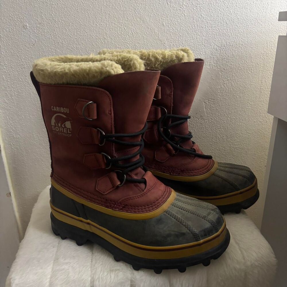 Sorel Caribou Waterproof Winter Snow Boots Womens Size 7 Maroon Red NL1005